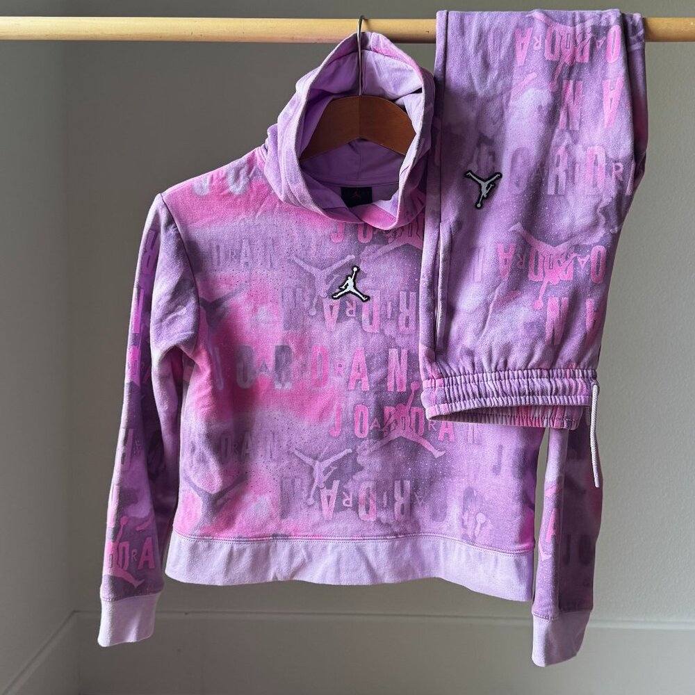 Jordan All‑Over Print Fleece Set L Top + Joggers | Full AJ1 Streetwear Fit NWOT